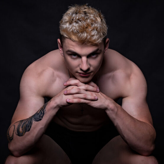 Dárkový poukaz - Fotografování v ateliéru včetně vizáže s kalendářem A3